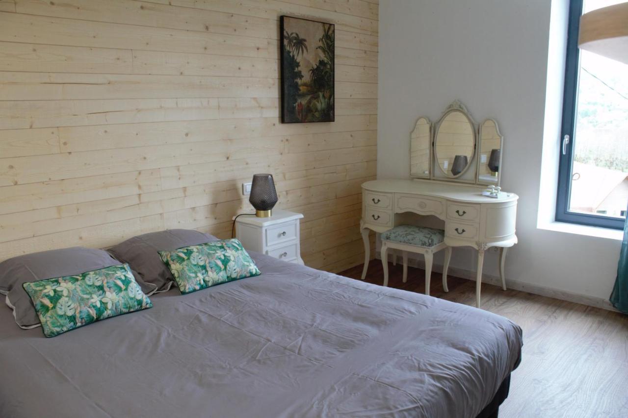Chambres D'Hote Le Breuil 萨尔拉拉卡内达 外观 照片