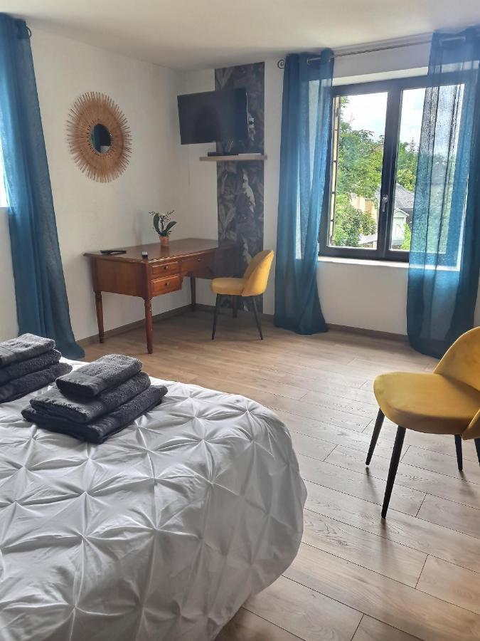 Chambres D'Hote Le Breuil 萨尔拉拉卡内达 外观 照片