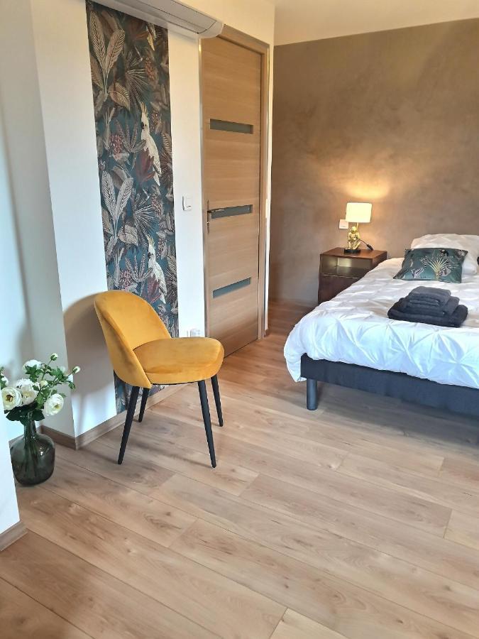 Chambres D'Hote Le Breuil 萨尔拉拉卡内达 外观 照片